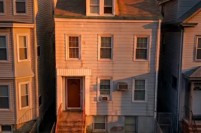 90 Princeton St 1