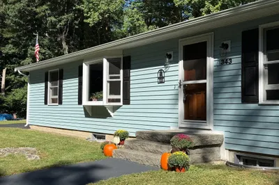 343 Central St 1
