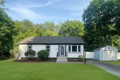 289 Commercial St 1