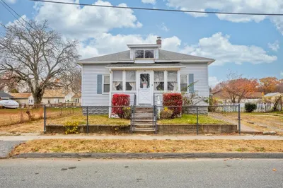 62 Jennings St 1
