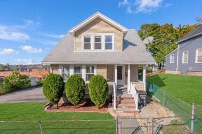 28 Vine Ave #28 1