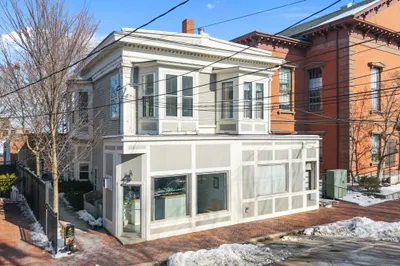 68 Pleasant St #2 1
