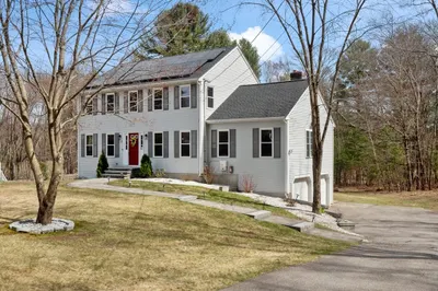 5 Fieldstone Way 1