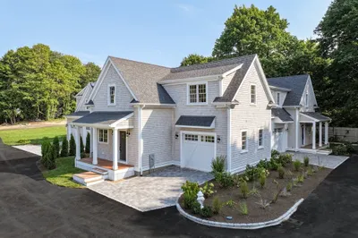 255 Old Main Road #1A 1