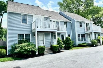 140 N Main St #8D 1