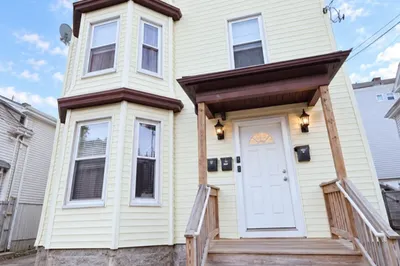 46 Grove St #3 1