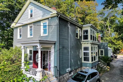 22 Bellevue St 1