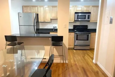 22 Laurel St #31