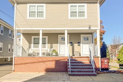 182 Bradford St #182