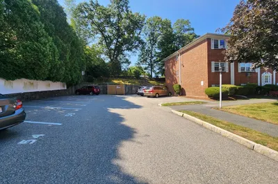 4 Nixon Lane #3 1