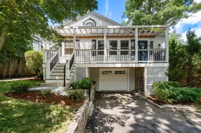 91 Henderson St 1