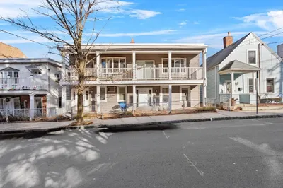 113 Beacon St 1