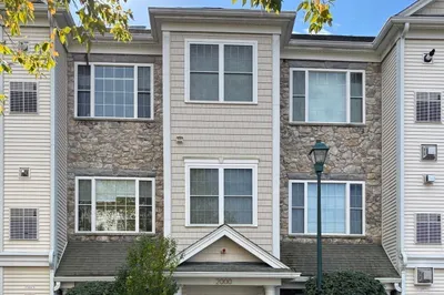 2303 Davenport Avenue #2303 1