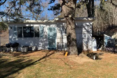 260 Kendrick Ave #6 1
