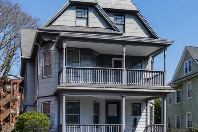 18 Wendell Pl 1