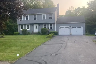4 Erin Ln 1