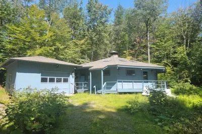 141 Fox Den Rd 1