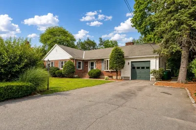 56 Brookdale Rd