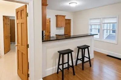 185 Beacon St #2 1