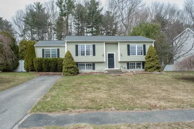 377 Rumonoski Dr 1