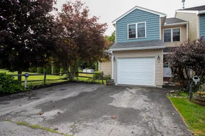 10 Day Mill Dr #10 1