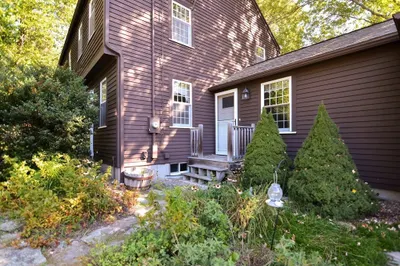 359 Taylor Rd 1