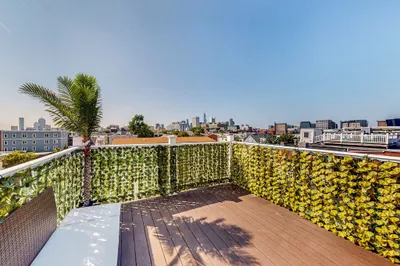 192 Athens St #3 1