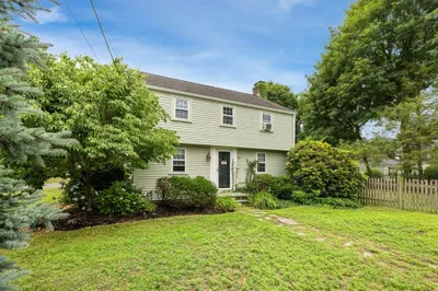 465 Main Street 1