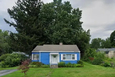 10 Mayflower Cir