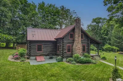 53 S. Schoolhouse Road 1