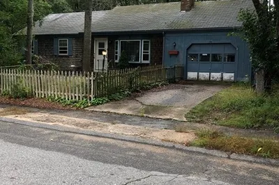 50 Fishermans Cove Rd