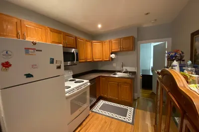 212 Washington Ave #2