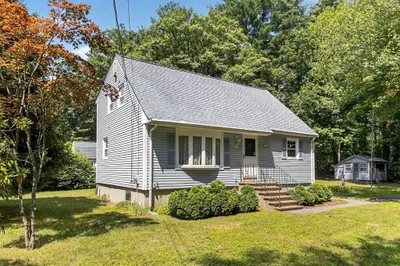 1 Ridgeway Ave