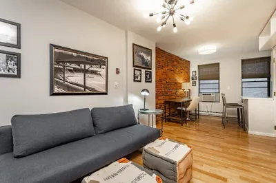 8 Battery Street #3 1