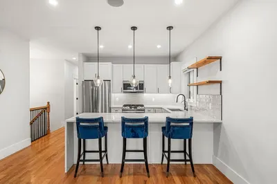 50 Cottage St #1