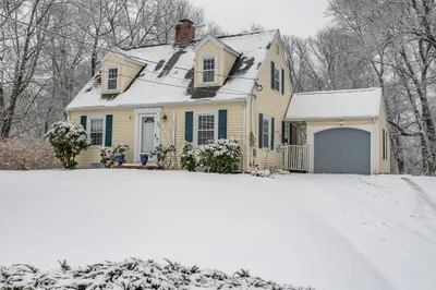 37 Cutler Dr