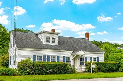 16 Maple Ave