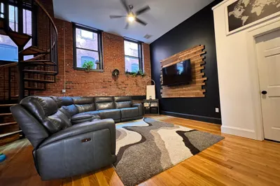 33 Munroe Street #1 1