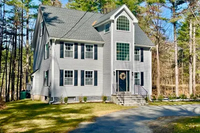 555 Old Harvard Rd 1
