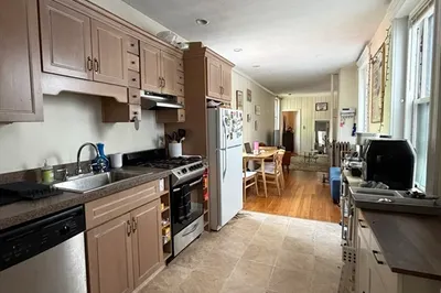 36 Myrtle St #6 1
