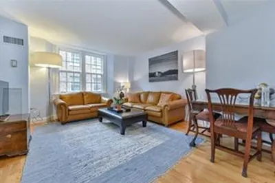 15 River St #307 1