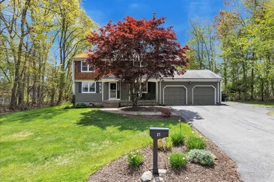 21 Edgewood Road 1