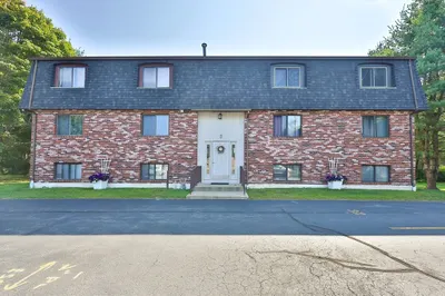 109 Maple St #D6 1