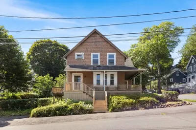 10 Gilmore St