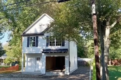 10 River Rd 1
