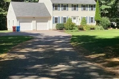 19 Joco Dr 1