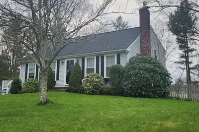 400 King James Blvd 1
