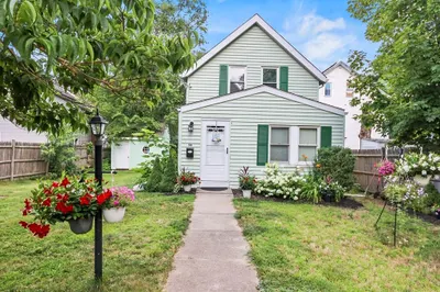 56 Congress Place 1