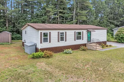 43 Earl Drive #43 1