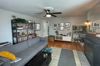 509 E.broadway #1